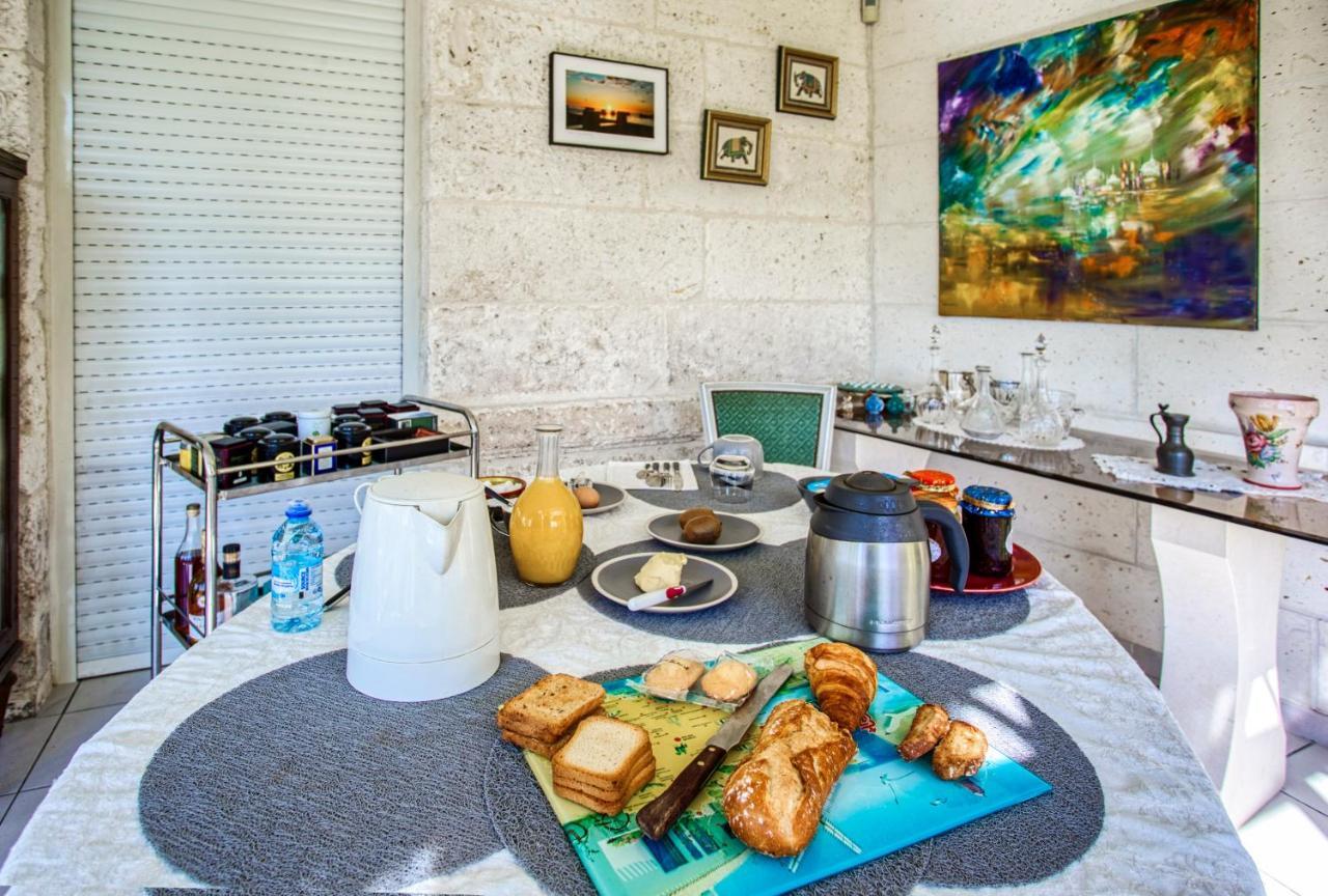 Bed and Breakfast Laferriere Ангулем Экстерьер фото