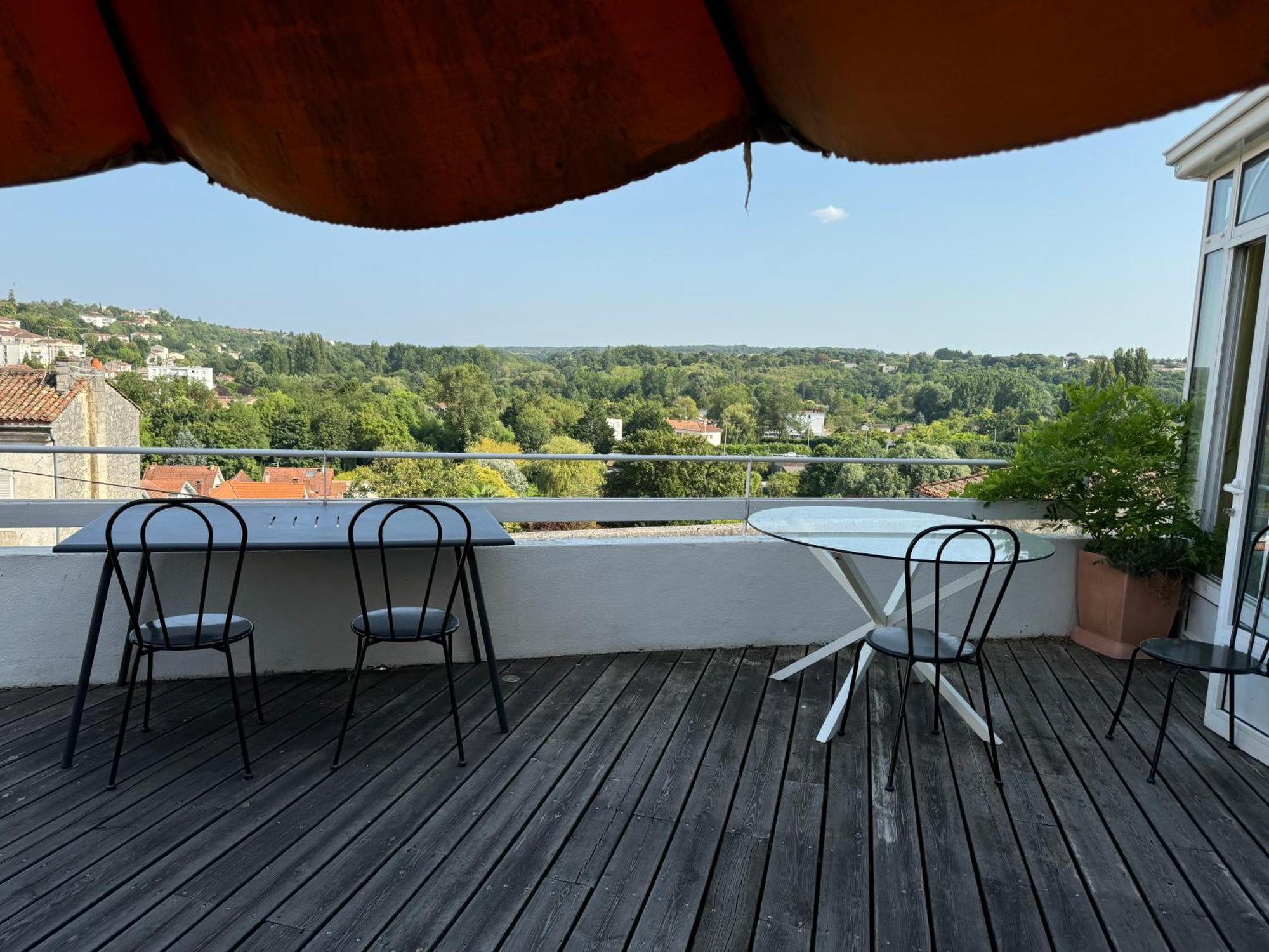 Bed and Breakfast Laferriere Ангулем Экстерьер фото